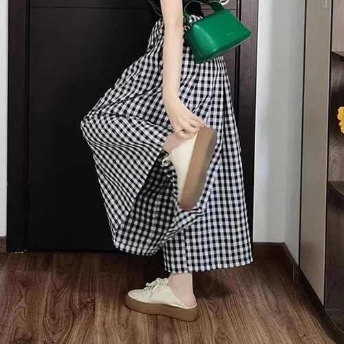 Girls' Spring Pants 9-inch Grid Pants 2024 New Children's Stylish Wide-leg Pants Big Kids Loose Summer Skirt Pants