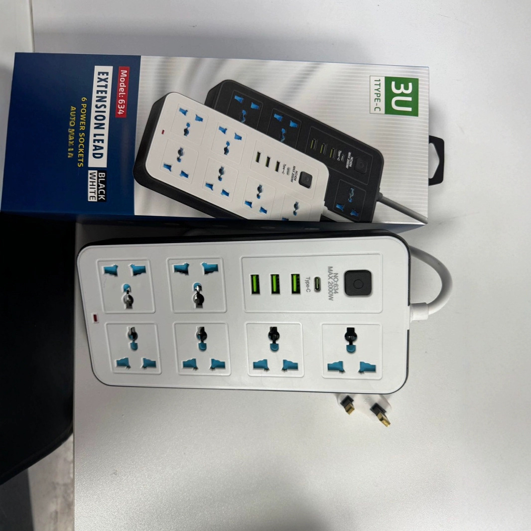 快充插座多USB+typeC外贸热销欧美非洲亚洲多地安全儿童保护插线