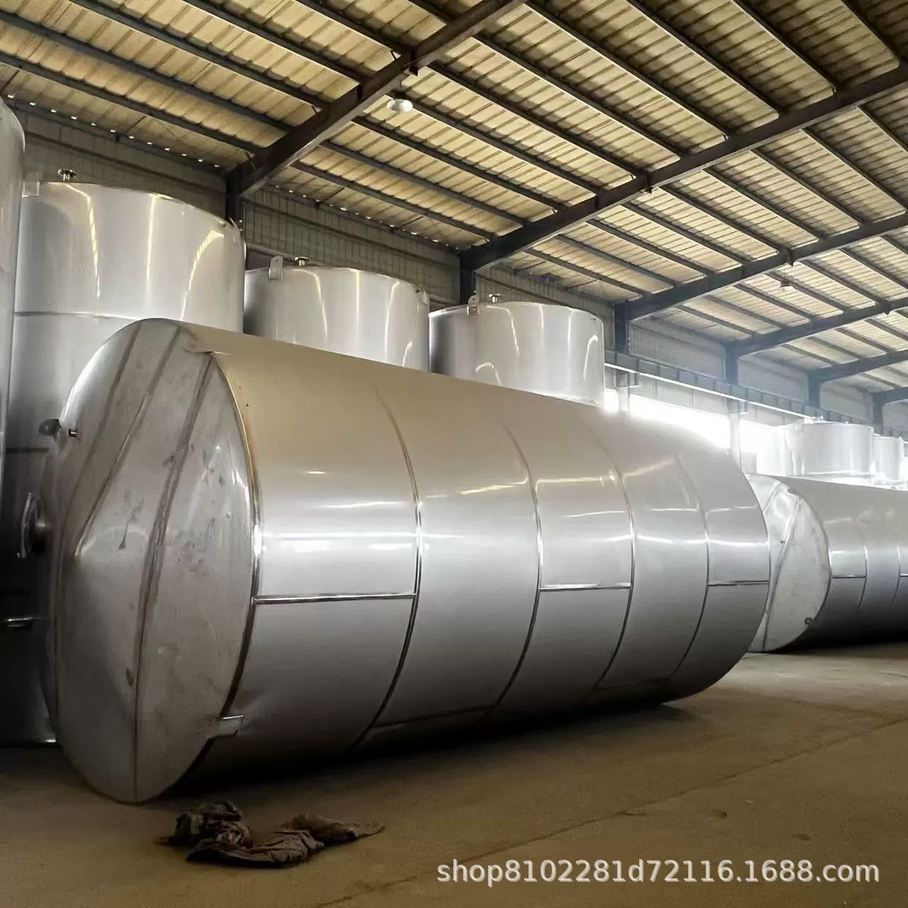 Металлический вертикальный и горизонтальный большой резервуар для хранения из нержавеющей стали 304, химический, пищевой, нефтехимический, для обработки жидкостей