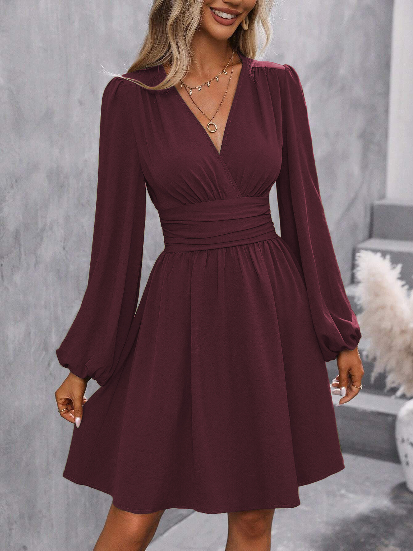 Otoño e invierno nuevo estilo cuello diagonal linterna manga plisada vestido de cintura image 3