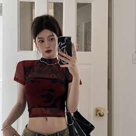 复古泰式辣妹红色正肩短袖T恤女夏季修身显瘦印花欧美短款上衣潮