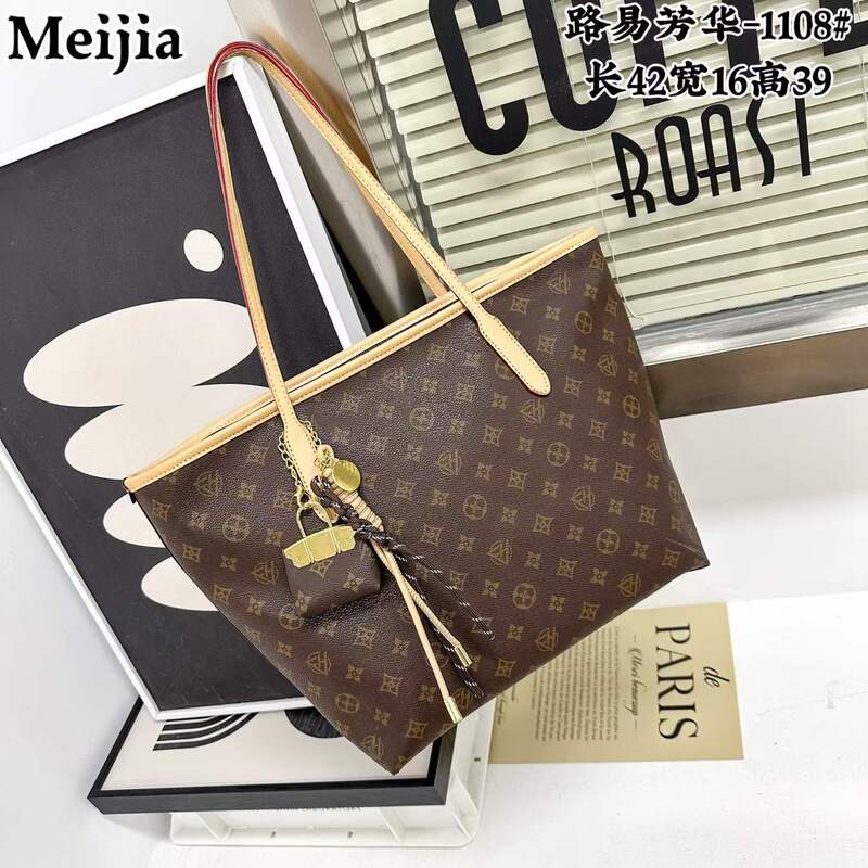 Louis Fanghua 2026 New Fashion Vintage Large-Capacity Handbag with a High-End Feel, Light Luxury Single-Shoulder Women's Bag Louis Fanghua 2026 New Fashion Vintage Large-Capacity Handbag with a High-End Feel, Light Luxury Single-Shoulder Women's Bag