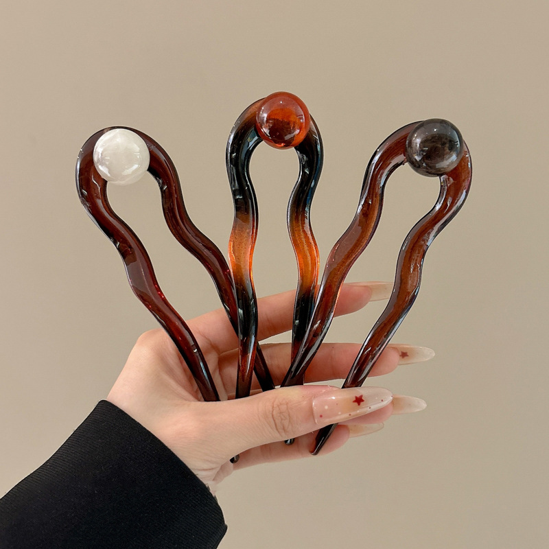 Retro en forma de U pinzas de cabello para mujeres 2025, nuevos accesorios de primavera bolas de cabello pinzas de cabello de cabello de cabeza detrás del toque de cabello