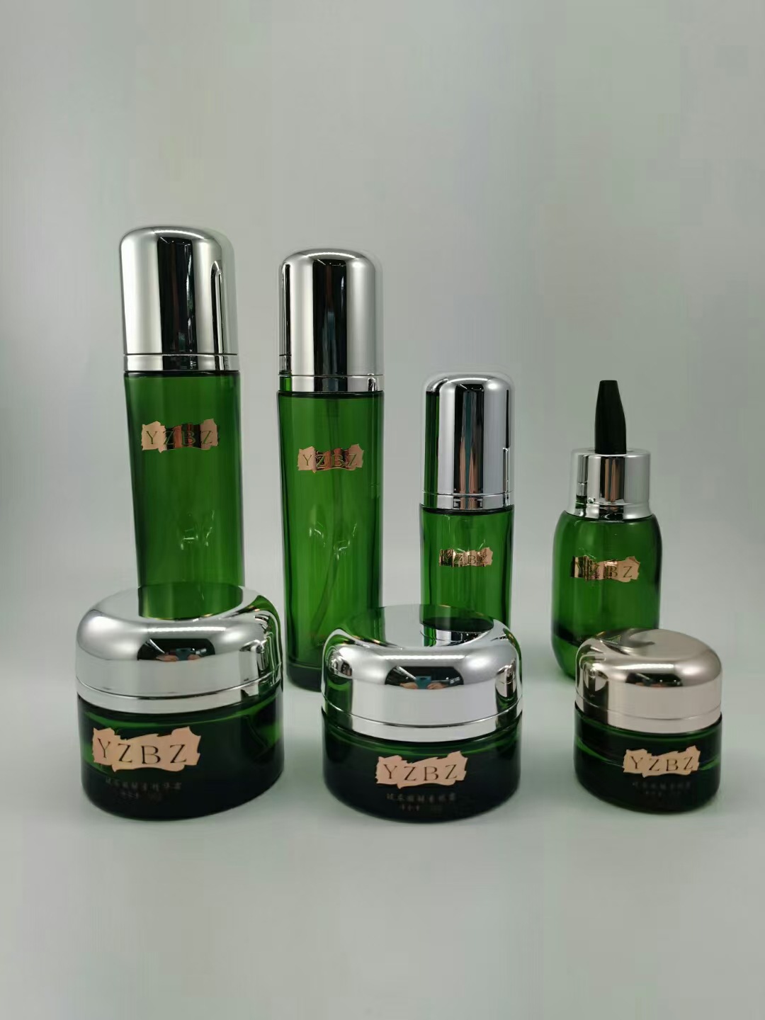 En stock loción de agua de fondo grueso 120m loción de cuidado de la piel conjunto botella cosmética botella de embalaje de vidrio 30g botella de crema verde