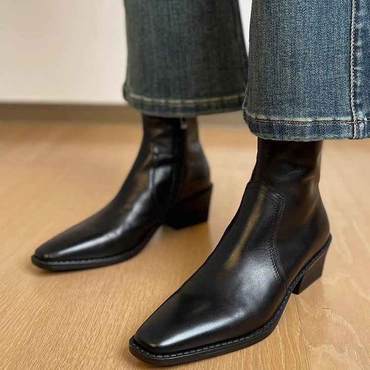 [in Stock] Women's Short Boots 2025 Autumn/Winter Mid-Heel Versatile Chelsea Boots Chunky Heel Boots Trendy Pointed-Toe Martin Boots