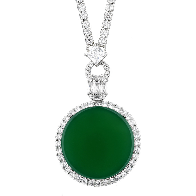 Otoño e invierno nuevo estilo Zhuangshengsheng Jewelry Ping An Wuai marca colgante collar de calcedonia regalo de cumpleaños piedra principal 25*25