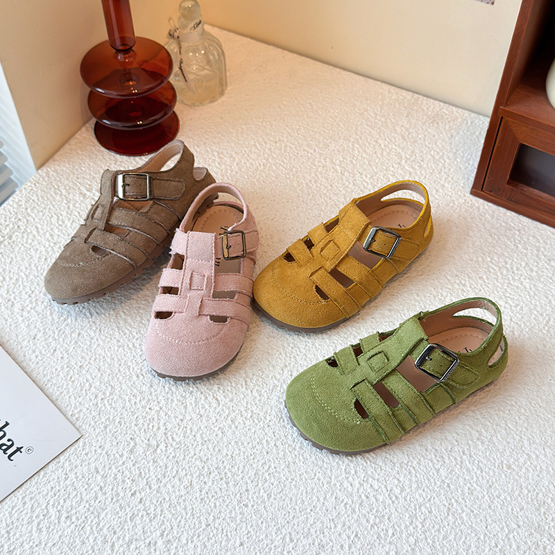 Children's retro summer fashionable casual comfortable footwear…