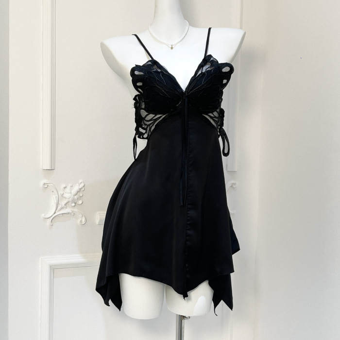 Nuevo pijama de verano para chicas delgado puro deseo de viento sexy mariposa hueca hermosa espalda hielo y nieve seda falda de cinturón ropa para el hogar