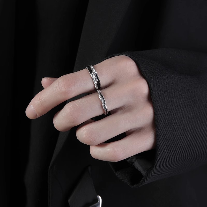 Anello Shadow per uomo e donna, transfrontaliero, unico, di nicchia, di alta gamma, di tendenza su Instagram, per dito indice singolo_voghion.com
