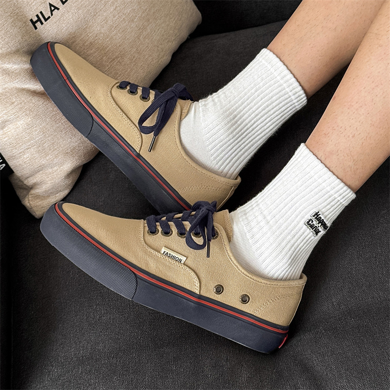 Zapatillas de deporte para hombre, zapatos de lona de moda, nuevos zapatos casuales vulcanizados de verano 2025, zapatos planos de corte bajo de todo fósforo de moda para hombre