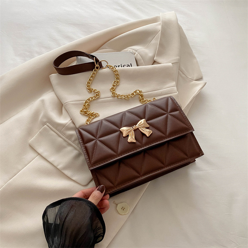 Verano nuevo bolso de mariposa mujer 2024 bolso de moda estilo extranjero de textura versátil bolso de personalidad de viaje