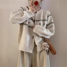 秋冬新款圆领牛角扣针织衫开衫女日韩风森系绣花休闲百搭毛衣外套