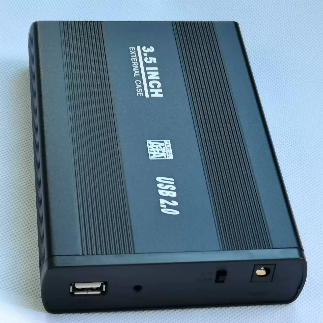 Настольный источник питания DC12V, портативный корпус с охлаждением для 3.5-дюймового жесткого диска USB2.0 металлический