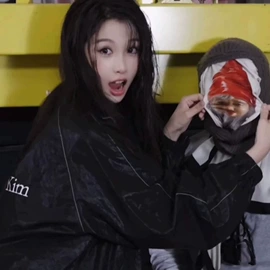 时尚休闲套装;女式T恤;毛衣