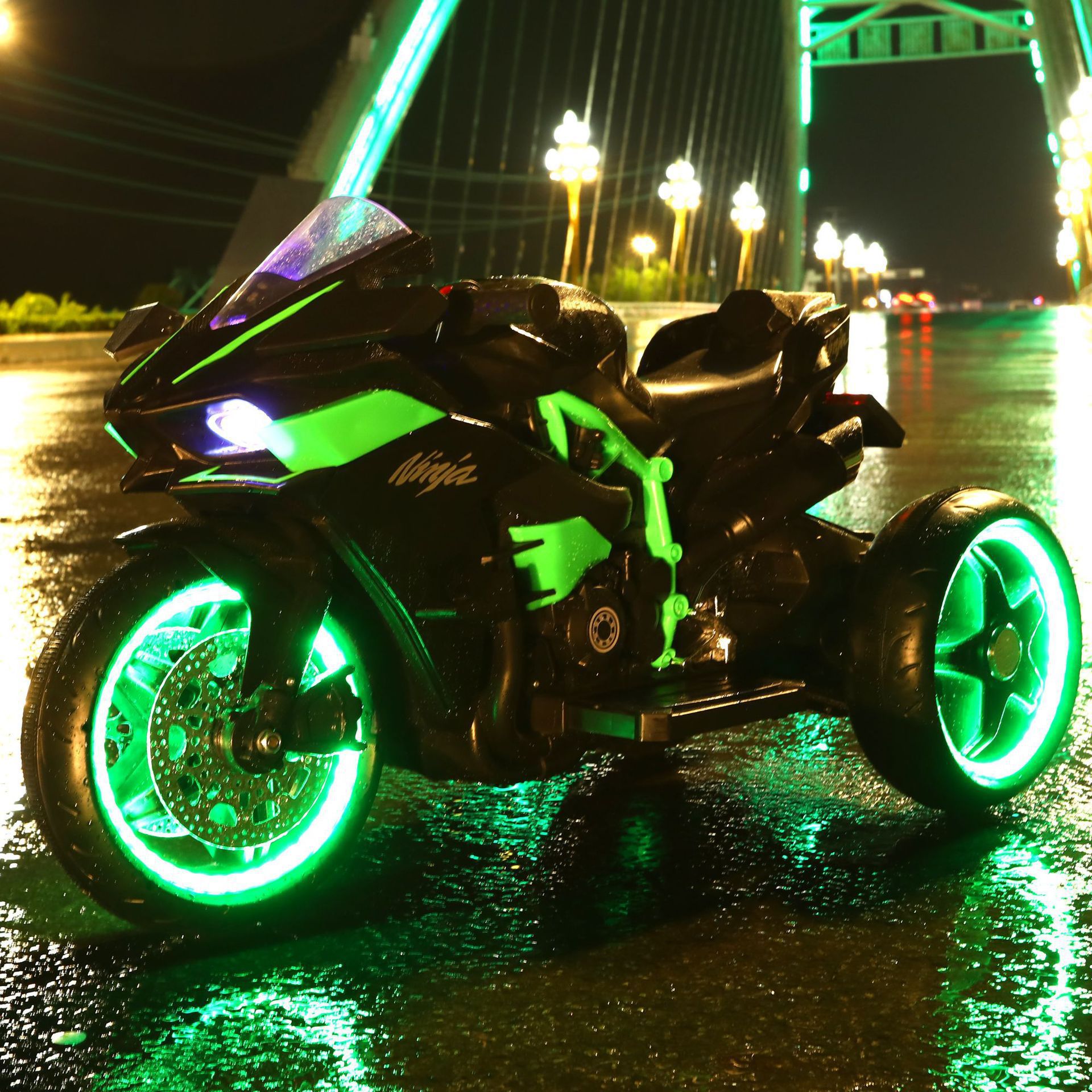 Motocicleta eléctrica para niños Niño cargando motocicleta de tres ruedas coche de juguete para bebés puede sentarse Carro de bebé de Doble accionamiento al por mayor