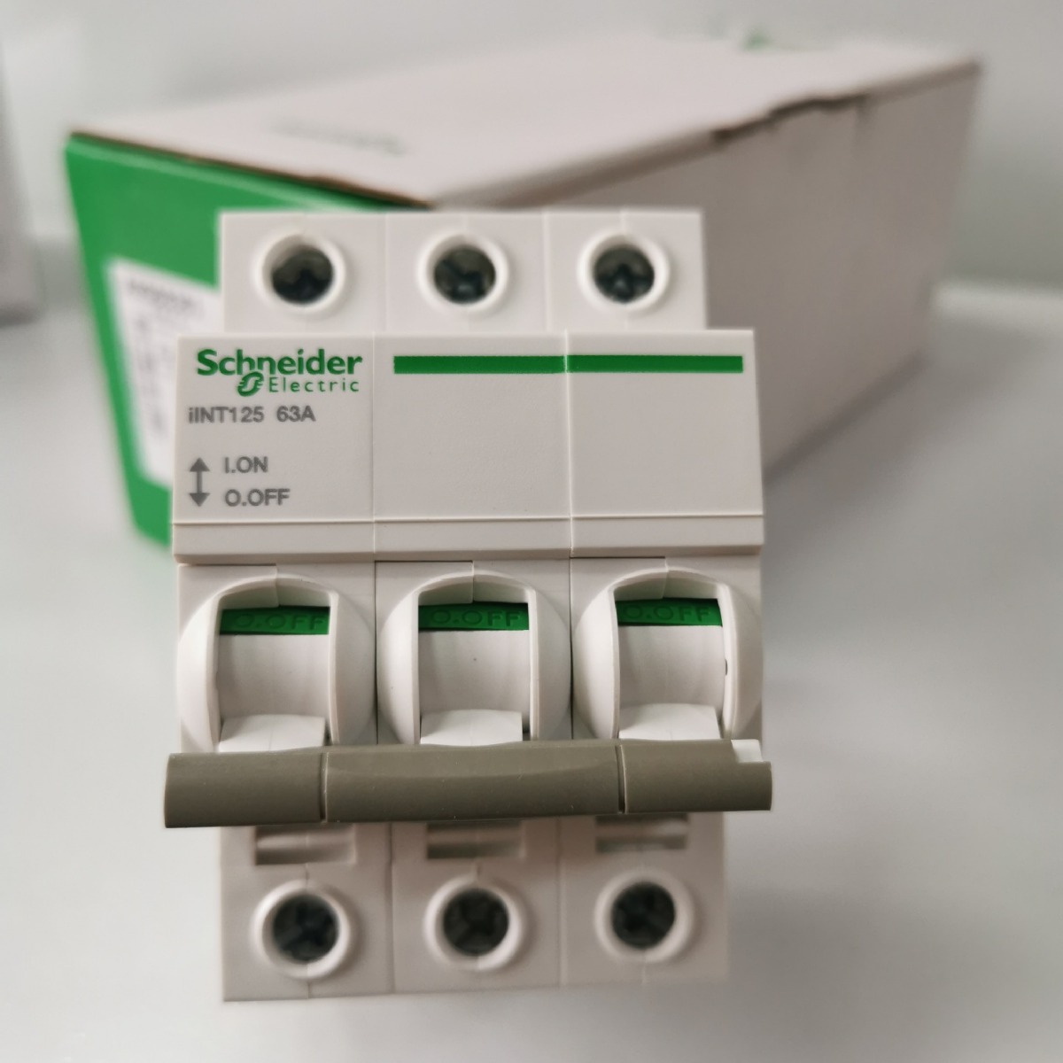 无熔丝负荷开关 断路器漏电保护装置 A9S68363 原装正品全新 议价