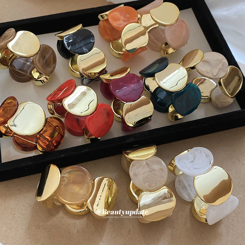 Acrylic Round Splicing Elastic Rope Bracelet European and American Fashion Simple Bracelet Personalized Niche Design Hand Jewelry for Women Acrylic Round Splicing Elastic Rope Bracelet European and American Fashion Simple Bracelet Personalized Niche Design Hand Jewelry for Women