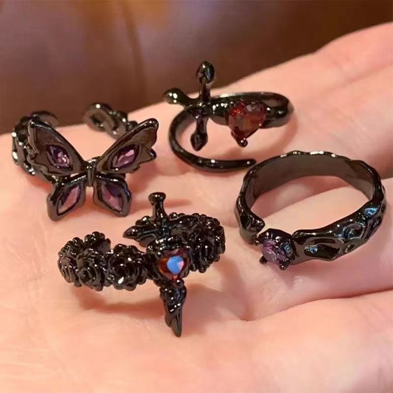 Forbidden Love Villain Black Ring for Women, Dark Style Niche High-End Ring, Sweet Cool Hot Girl Style Open Ring