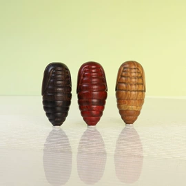 美发梳;木质工艺品;经络保健器材