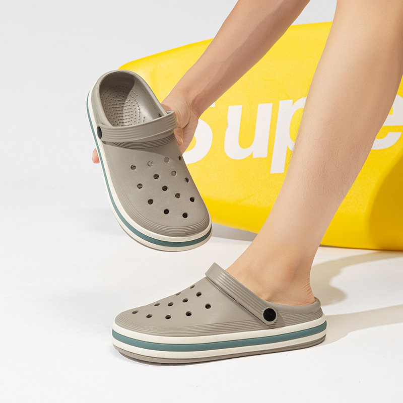 Sandalias para hombre 2025 verano nuevo estilo Baotou zapatos con agujeros de playa huecos transpirables zapatos al aire libre de gran tamaño sandalias de doble uso