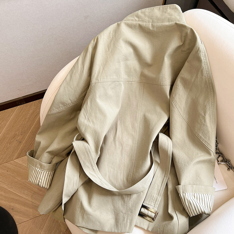小C家 卡其色立领风衣外套女2025春季新款今年流行休闲中长款大衣|undefined