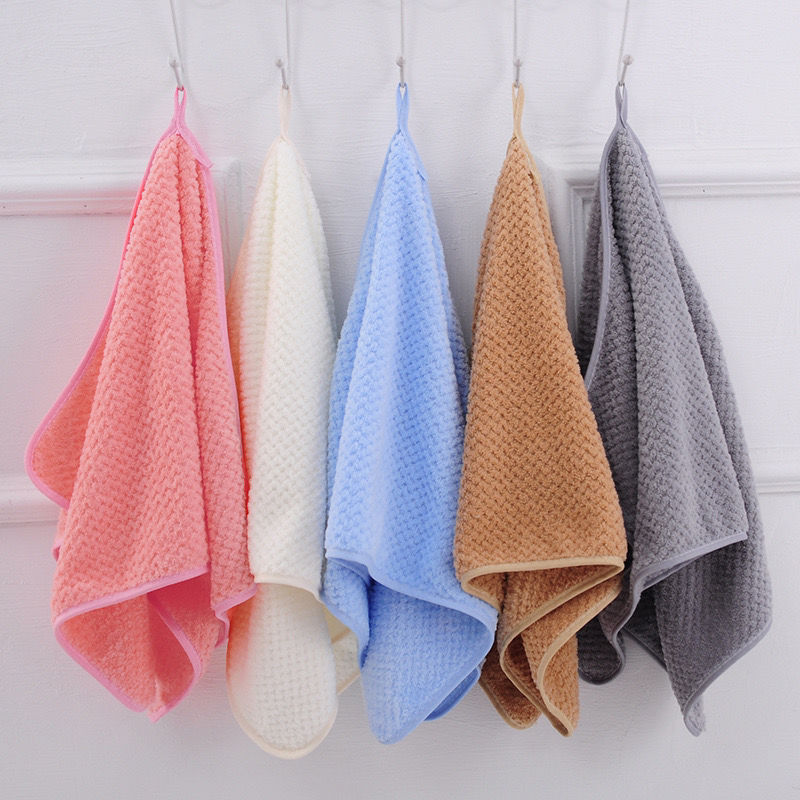 Korallenfarbenes Polar-Handtuchset mit Ananasdesign, extra dick, saugfähig, fusselarm, für Gesichtsreinigung und Bad, Großhandel, saugfähig, fusselarm.