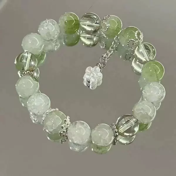 S323 green flowers