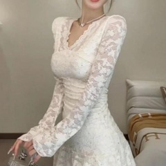 法式潮流烫钻蕾丝高级感喇叭袖连衣裙女2025秋冬新款甜美减龄裙子