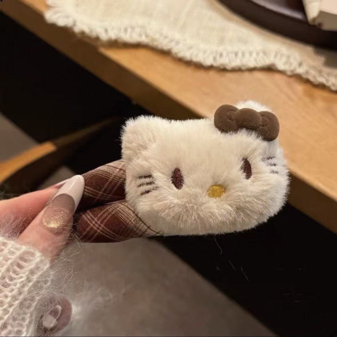 브라운 KT
