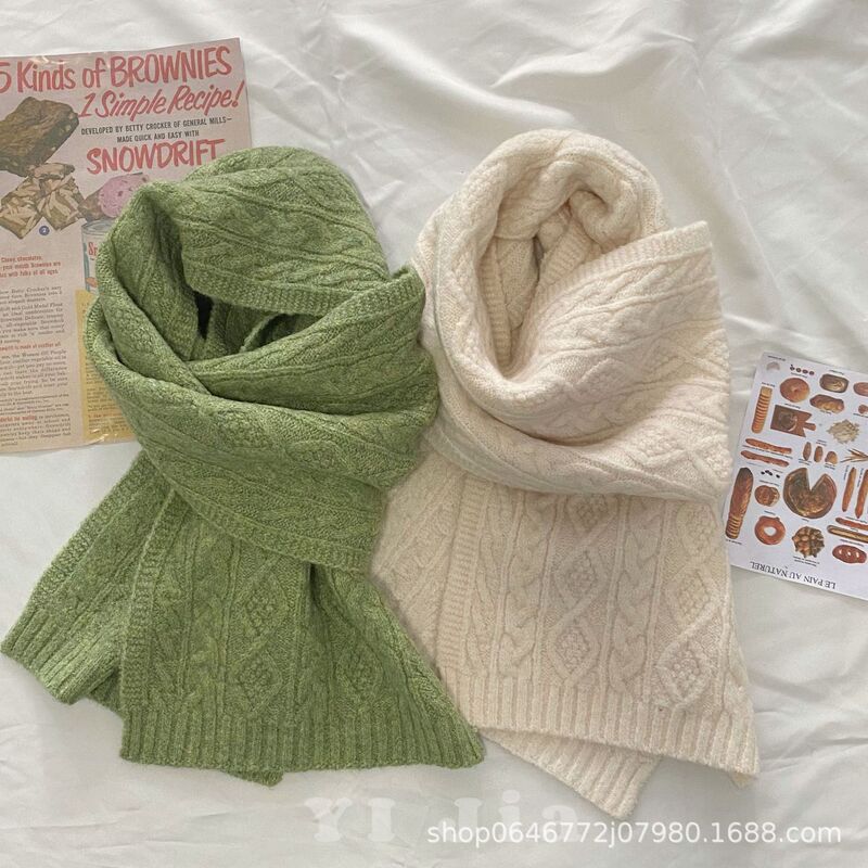 Factory Outlet Wool Knitted Scarf Classic Aran Flower Style Fashion Warm Wool Wear Autumn and Winter Women's Necessary