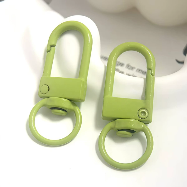 Door-fruit green