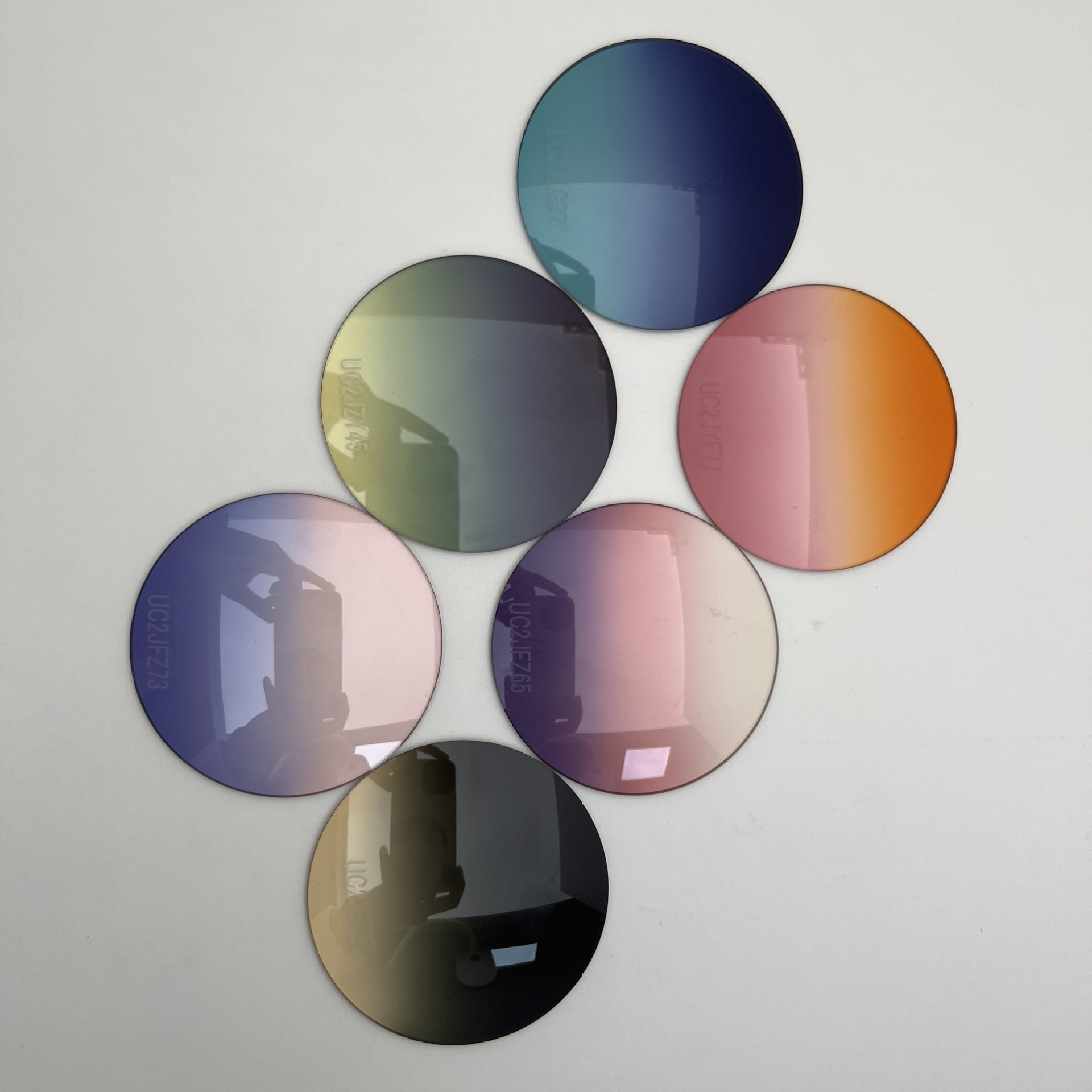 染色镜片PC尼龙三色颜色均匀色彩靓丽颜色多种可供选择可以选色