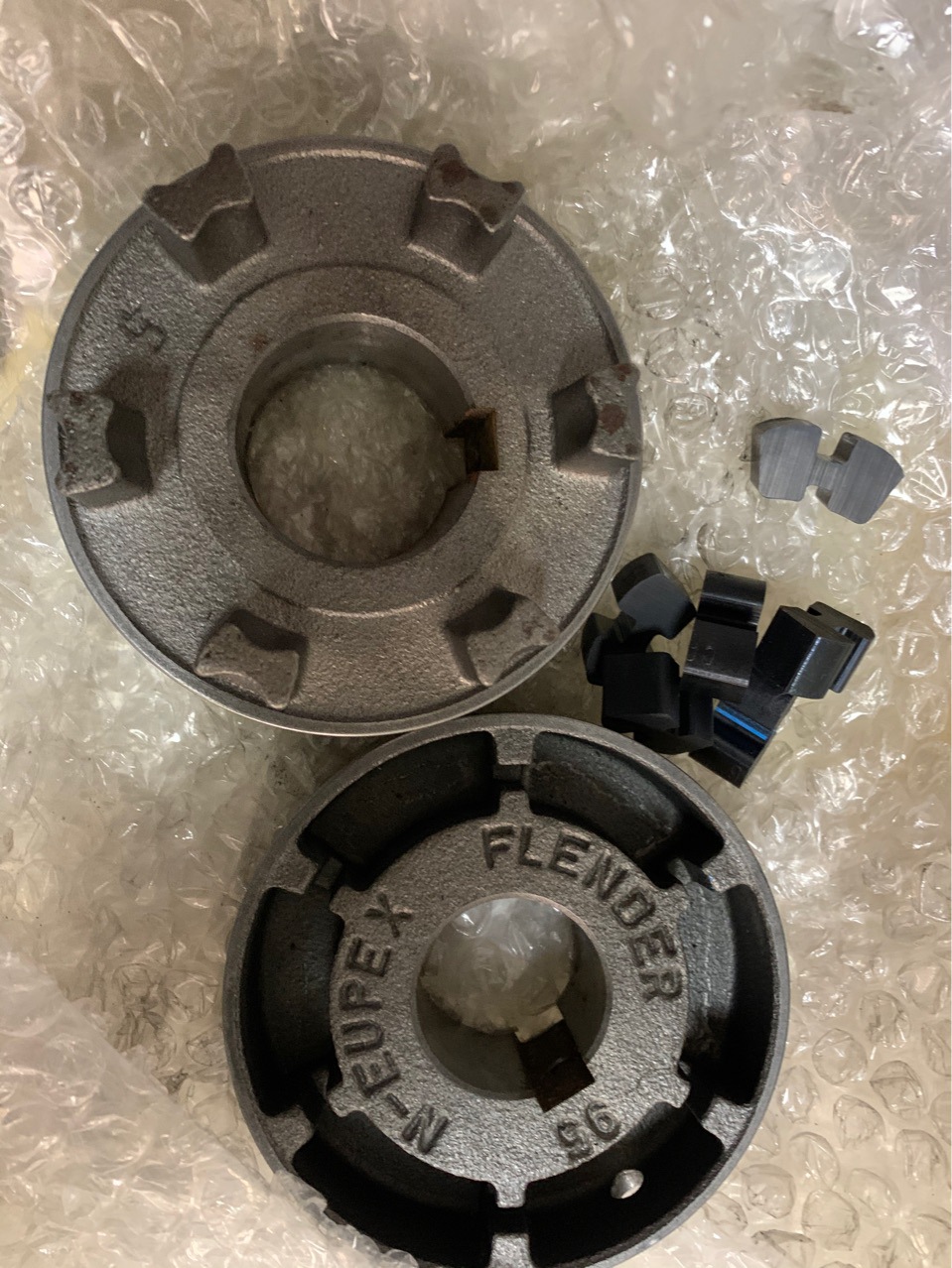 FLENDER德国进口联轴器N-EUPEX  B95H型弹性体弗兰德联轴器现货