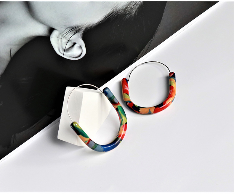 1 Pair Simple Style U Shape Patchwork Plastic Resin Dangling Earrings display picture 2