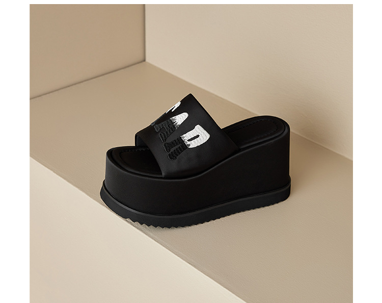 Dép sandal nữ đế xuồng mũi hở gót 8/10 cm phối màu mùa hè 2025 — Màu trắng nhạt 8cm, Trắng nhạt 10cm, Đen 10cm, Đen 8cm chi tiết 24