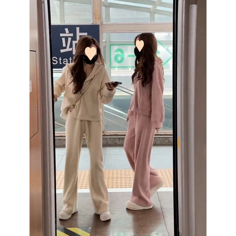 初秋小个子入秋穿搭一整套高级感2025新款减龄早秋卫衣运动套装女|undefined