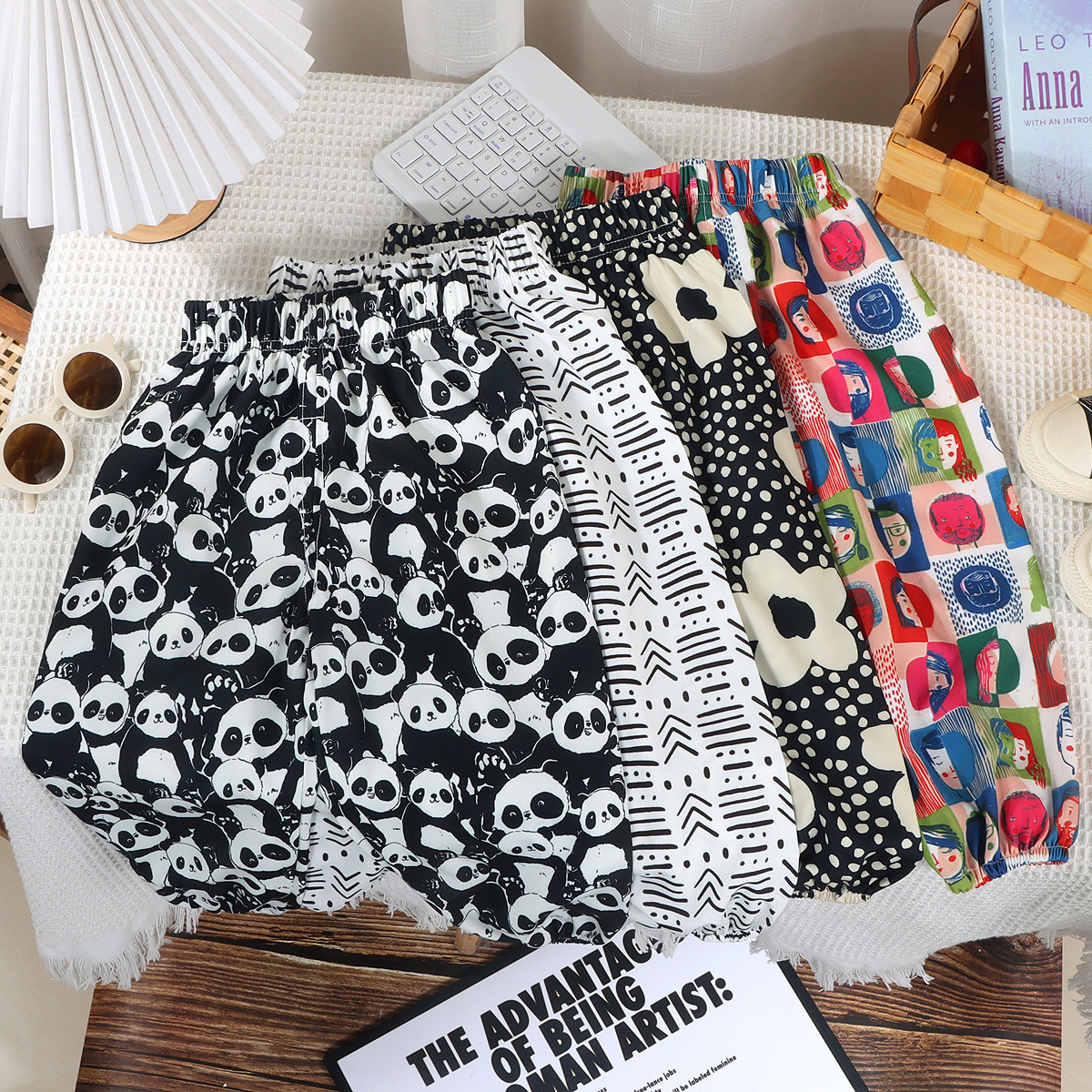 Pantalones infantiles de verano para niños, pantalones de nueve puntos para mujeres, pantalones anti-mosquitos coreanos, pantalones de lámpara, dos paquetes
