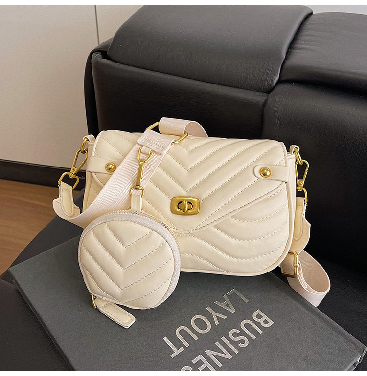 Borsa a tracolla da donna, borsa a spalla con catena elegante_voghion.com