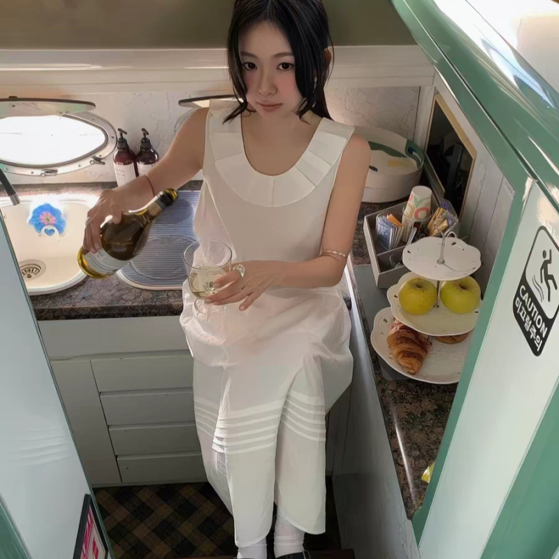 Fan Sun·Xh 2026 Spring New Korean Dongdaemun Fever Style V-Neck Backless Vest Dress Long Dress