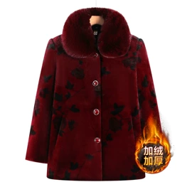 连衣裙;羽绒服;时尚休闲套装