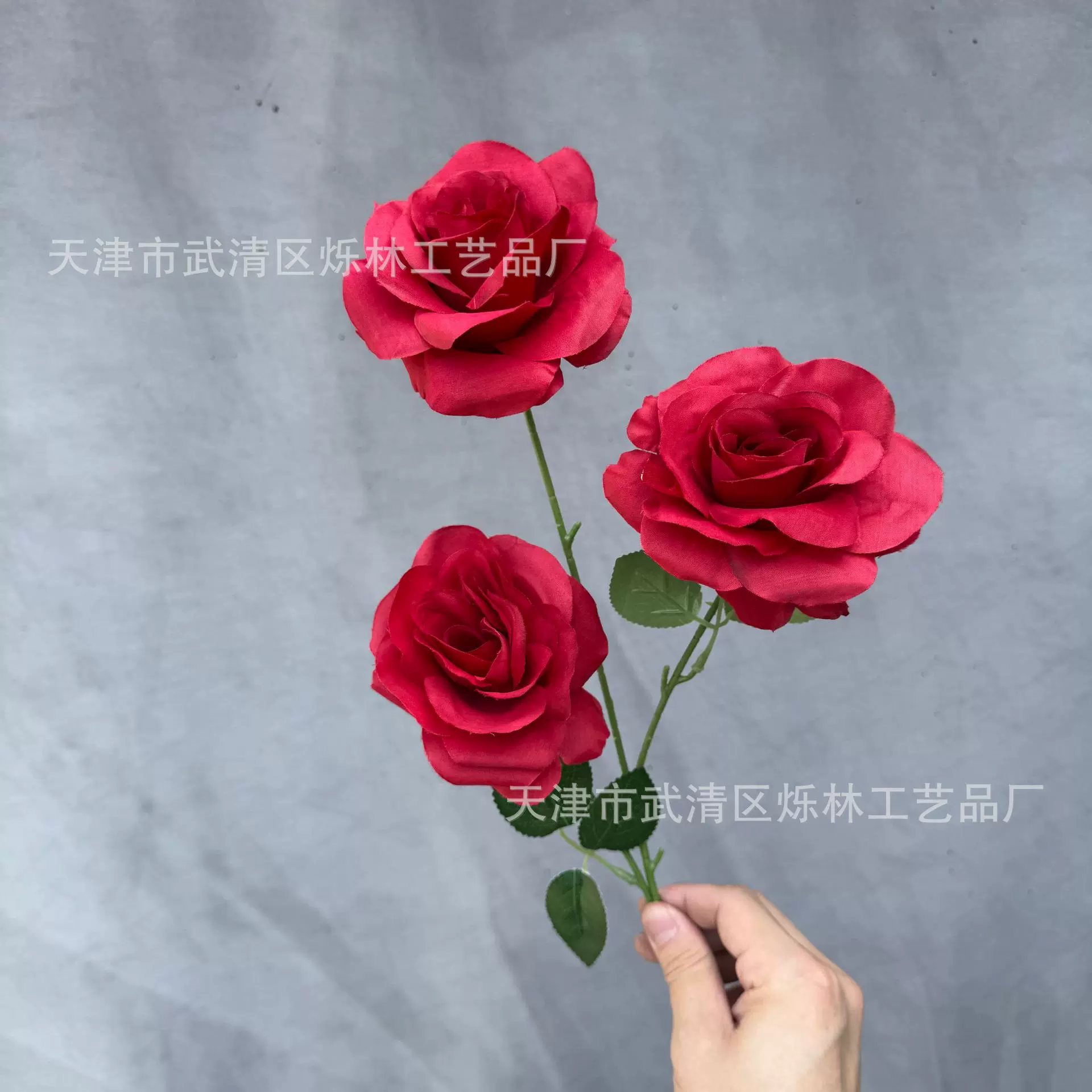 仿真花三头公主玫瑰婚庆婚礼堂布置绢花跨境外贸出口玫瑰瀑布花墙