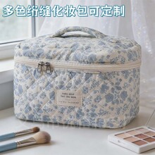 跨境新款小清新可爱日式棉质大容量小碎花收纳便携洗漱绗缝化妆包