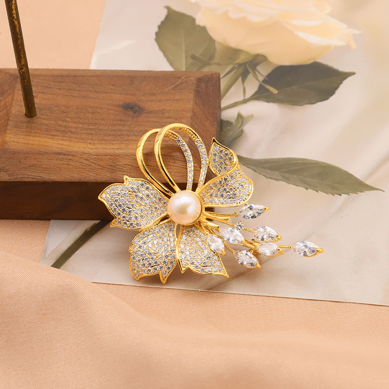 Natural de agua dulce perla broche mujer Chanel estilo elegante pin ramillete joyería 18K oro real galvanoplastia color retención