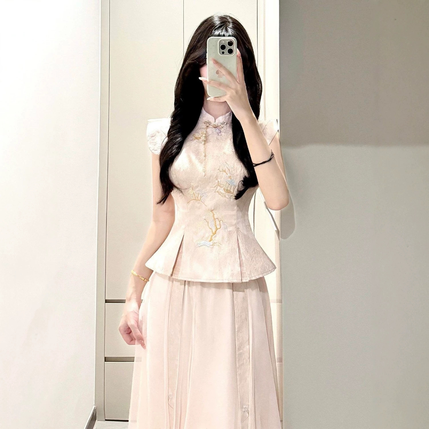 New Chinese Style 2026 Super Fairy Pink Embroidered Top and Mesh Horsehair Skirt Set, New Summer Model, Waist-Cinching Slimming National Style Women's Clothing