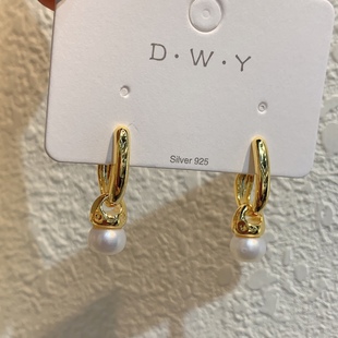 Dwy Spot Freshwater Pearl Ins Style Stylish Versatile European and American High-End Earrings Exquisite Earrings Round