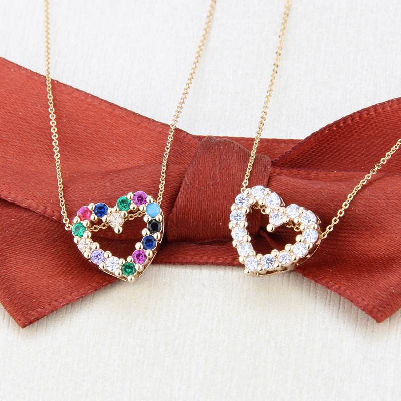 Wedding, Travel Occasion Small Heart-shaped Pendant Necklace