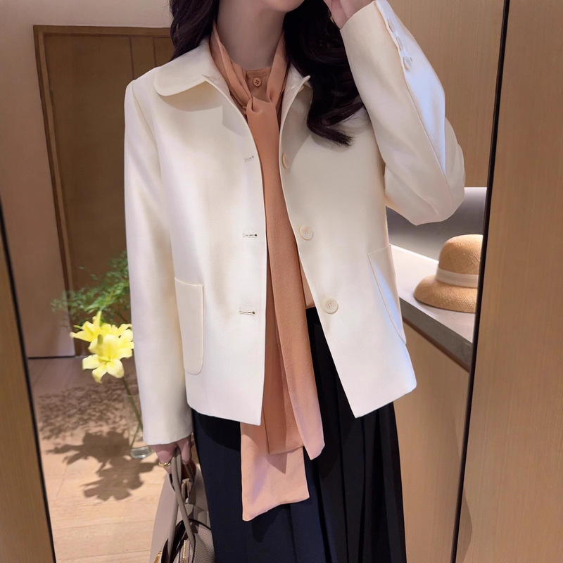 In-Stock Items: Youthful Elegance, Noble Temperament, and a Rich Lady's Style~ Autumn Satin Silk Wool Doll Collar Long-Sleeve Short Outerwear