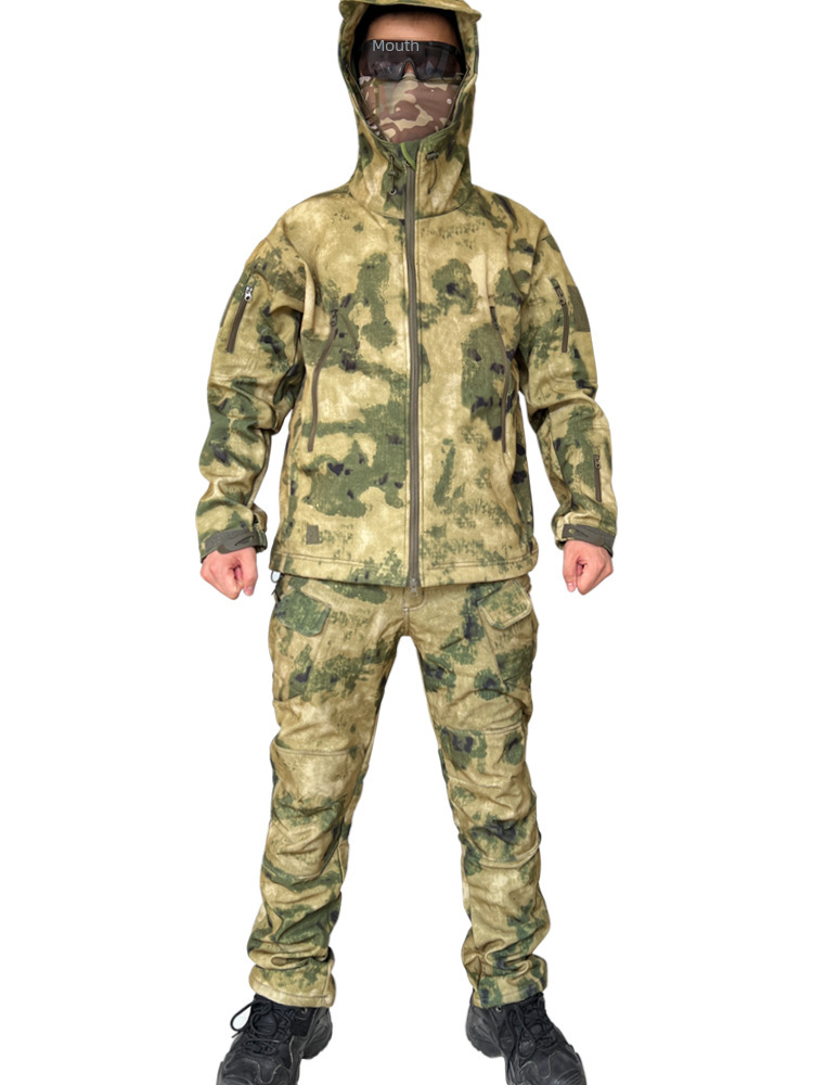 Cross-border ruins Russian camouflage shark skin assault suit velvet waterproof tactical suit