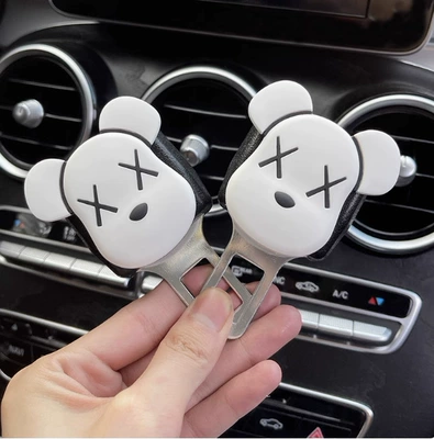 Other Automotive Interior Supplies | pick head lock cute - white-violent-bear-buckle-1-pair