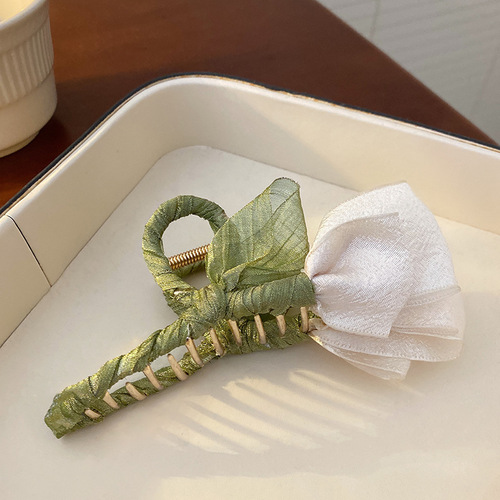 Small fresh tulip flower clip, sweet and temperament hair shark clip, female hair clip, forest style ins literary hair accessory